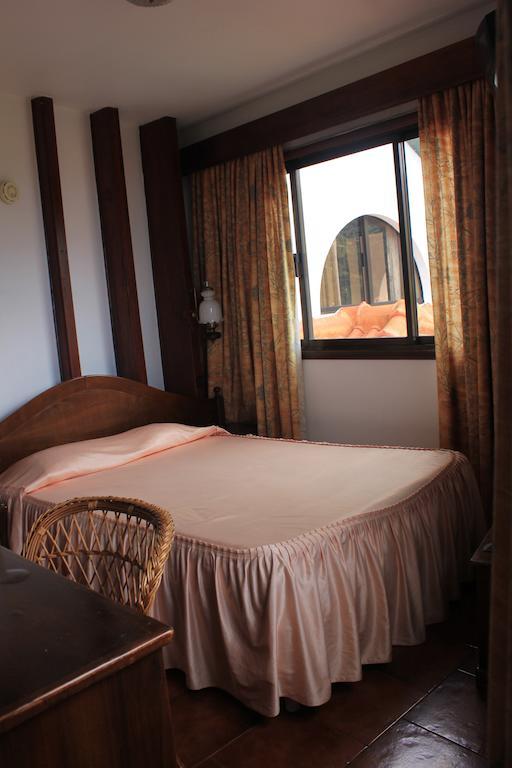 Rural De Sanroque Bed and Breakfast Santana  Δωμάτιο φωτογραφία